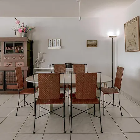 Appartement Castelli F 0401 G *